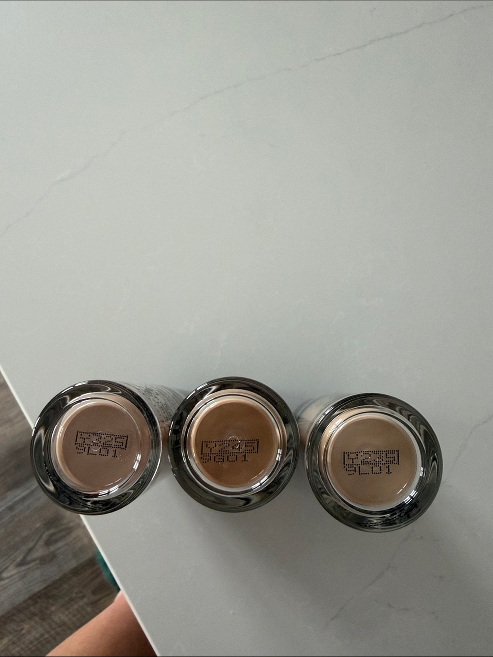 Makeup Forever Ultra HD Liquid Foundation Trio - Light to Medium Beige - Picture 3 of 3